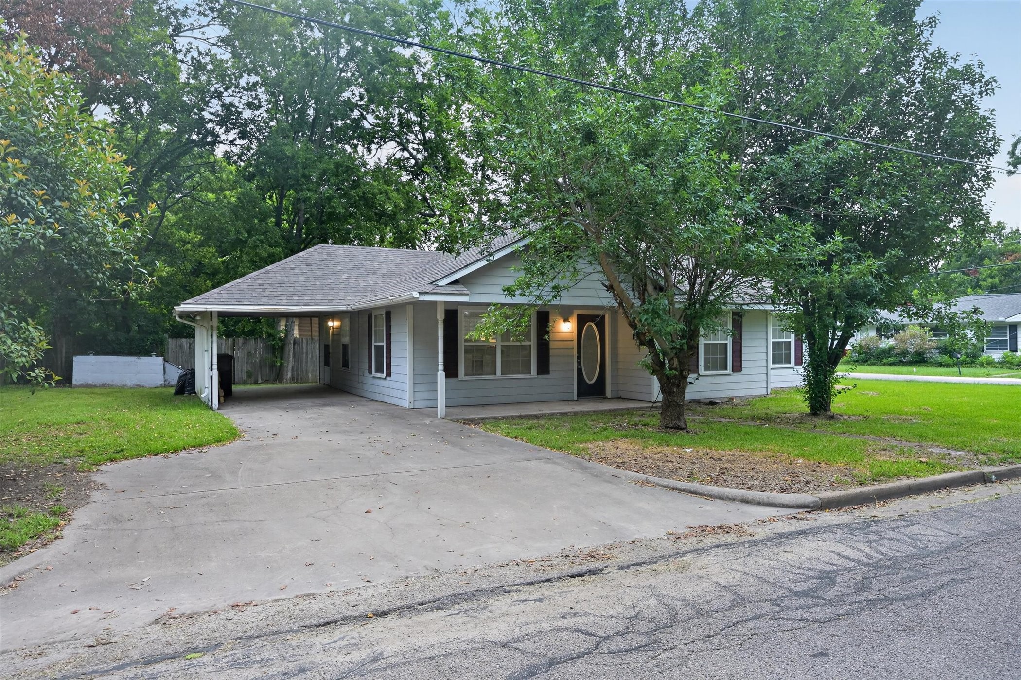 1002 Pine Street, Bonham, TX 75418 — photo 2