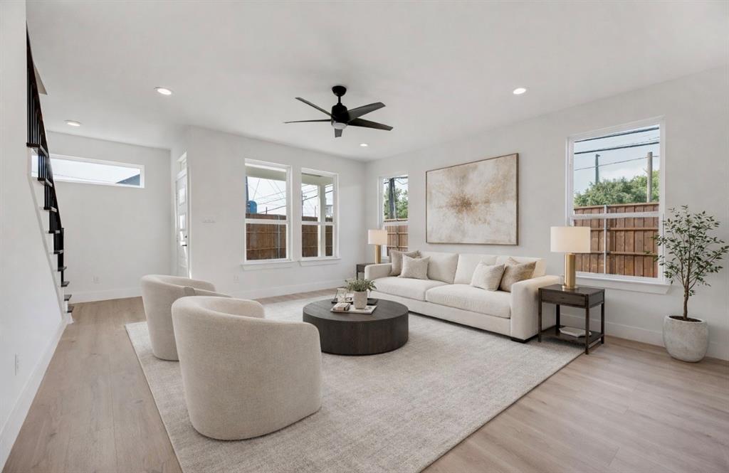 2326 Fairfax Drive — photo