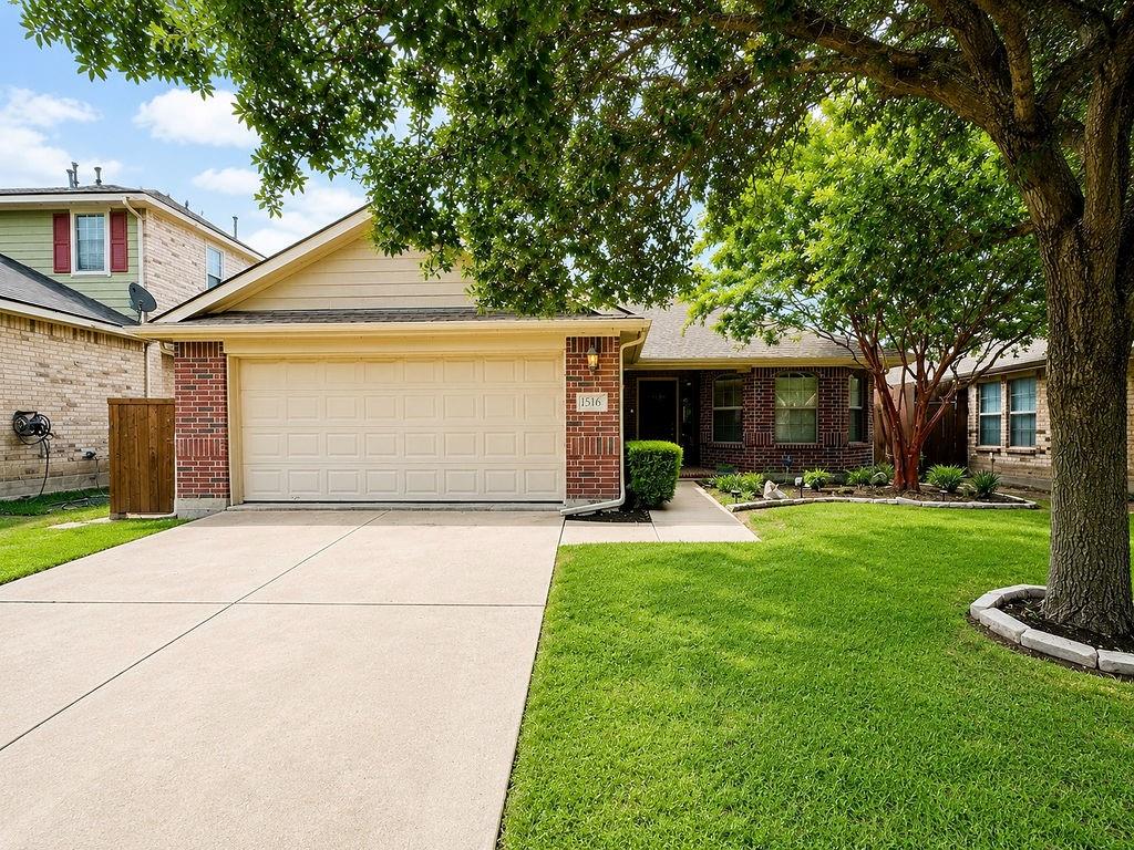 1516 Canary Drive — photo