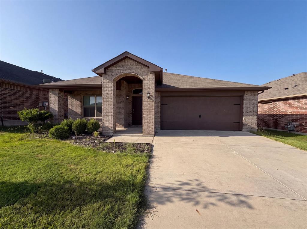 6337 Pontoon Street — photo