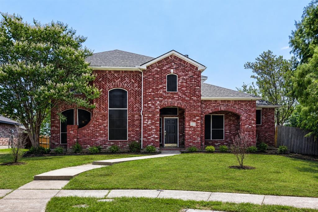 1013 Hampstead Drive — photo