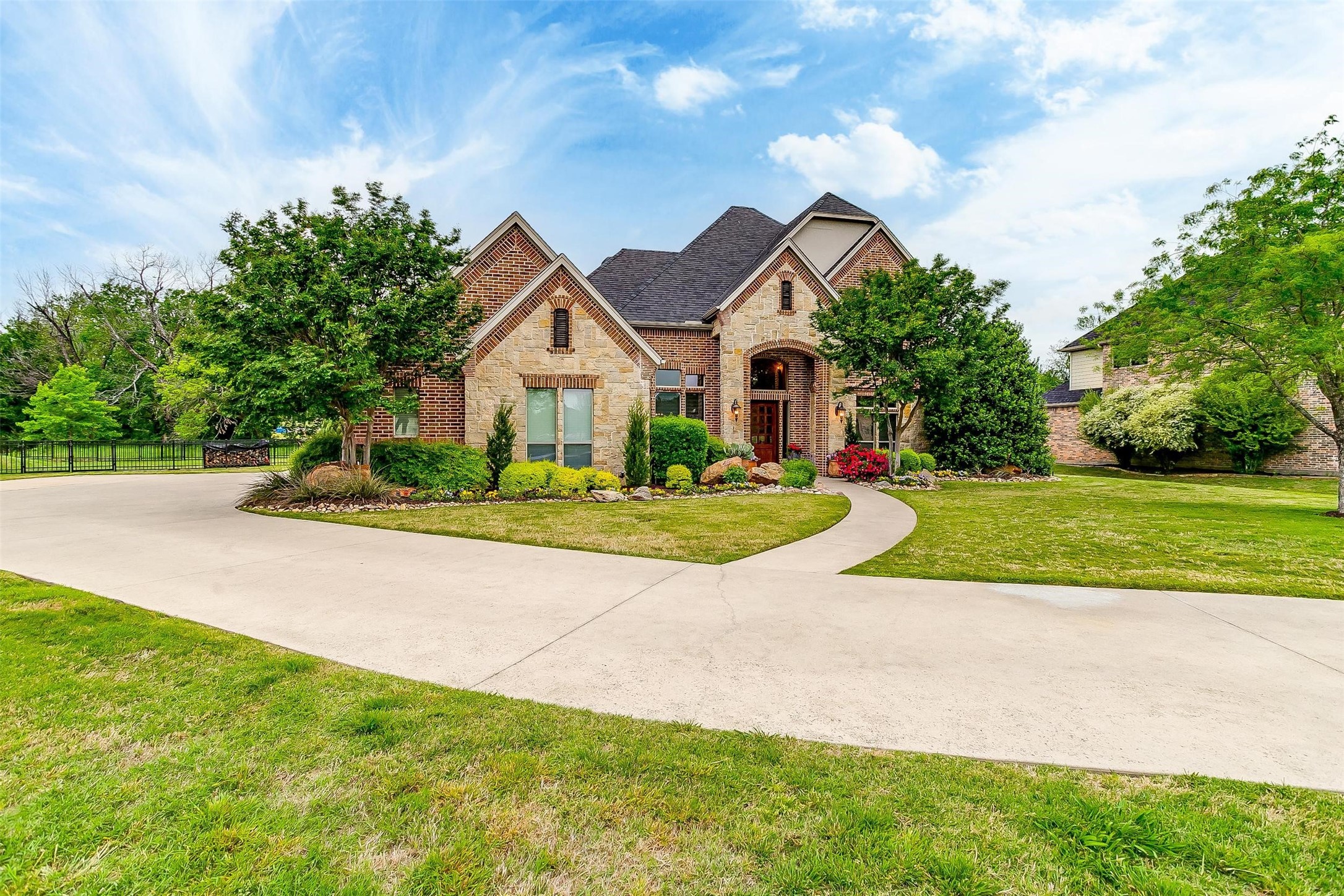 203 Augusta Court — photo