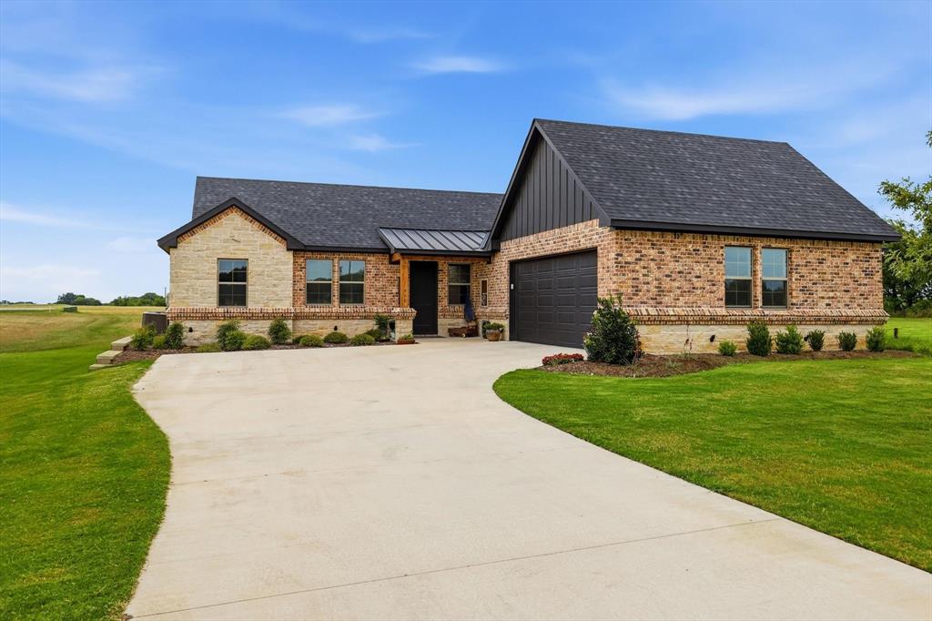 460 Valhalla Court — photo