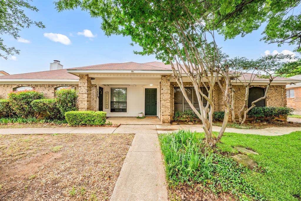 2911 Post Oak Drive — photo