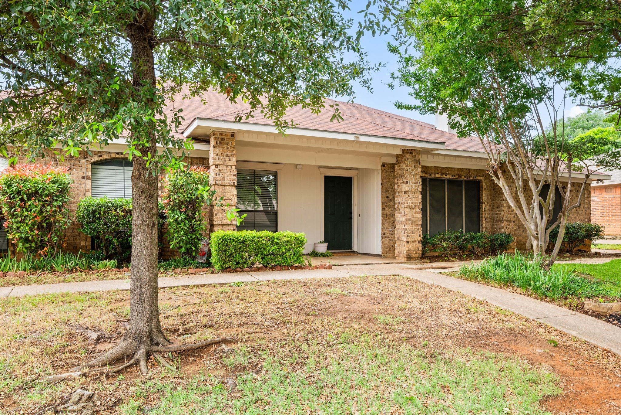 2911 Post Oak Drive, Euless, TX 76039 — photo 2