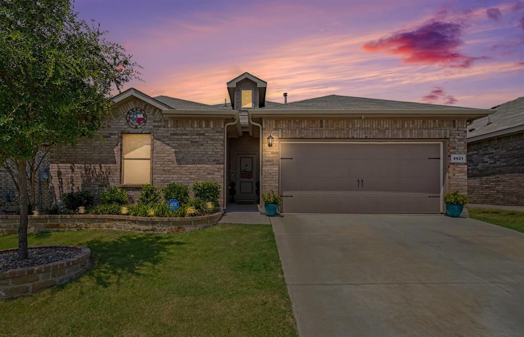 8621 Willowsun Way — photo