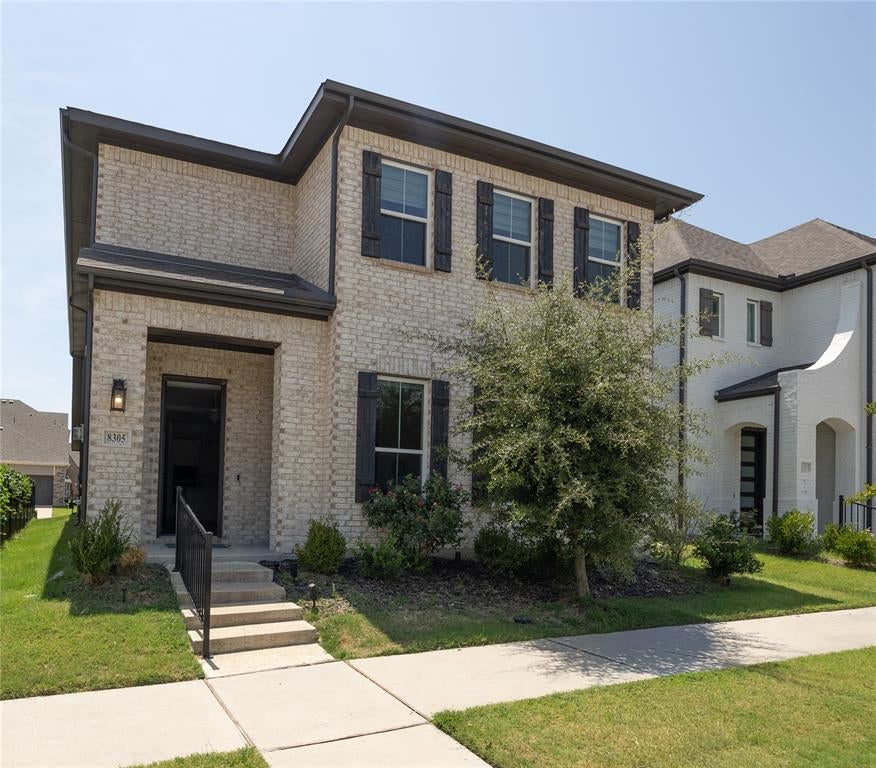 8305 Pine Valley Drive — photo