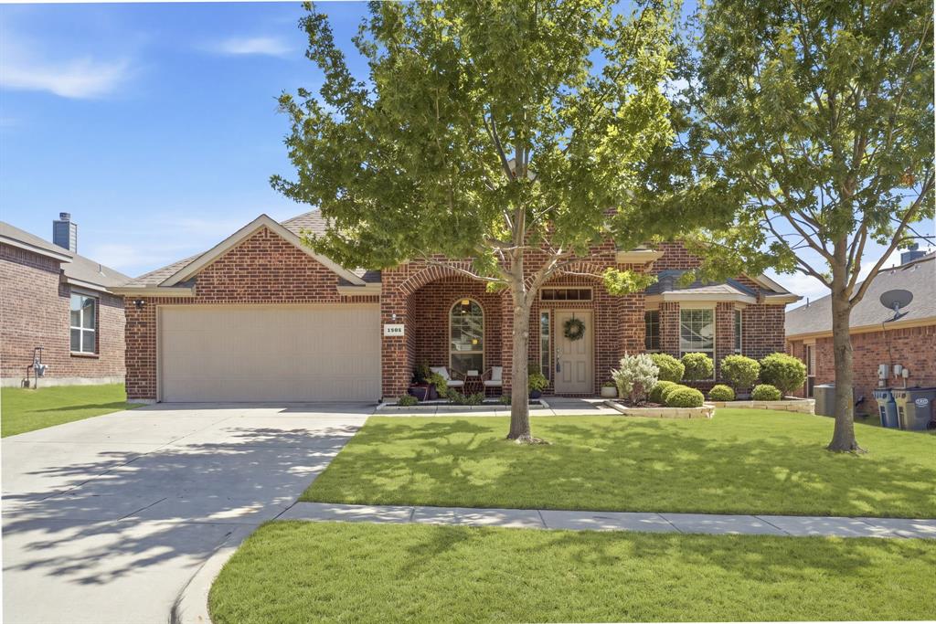 1425 Clayton Lane — photo