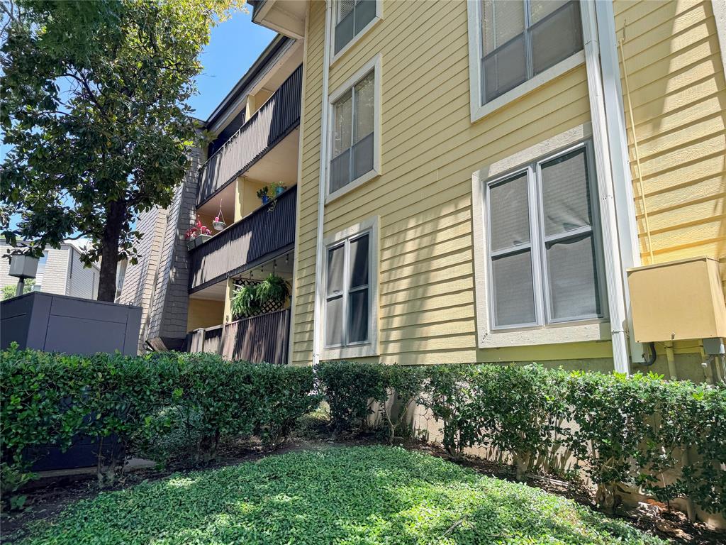 4845 Cedar Springs Road 170 — photo