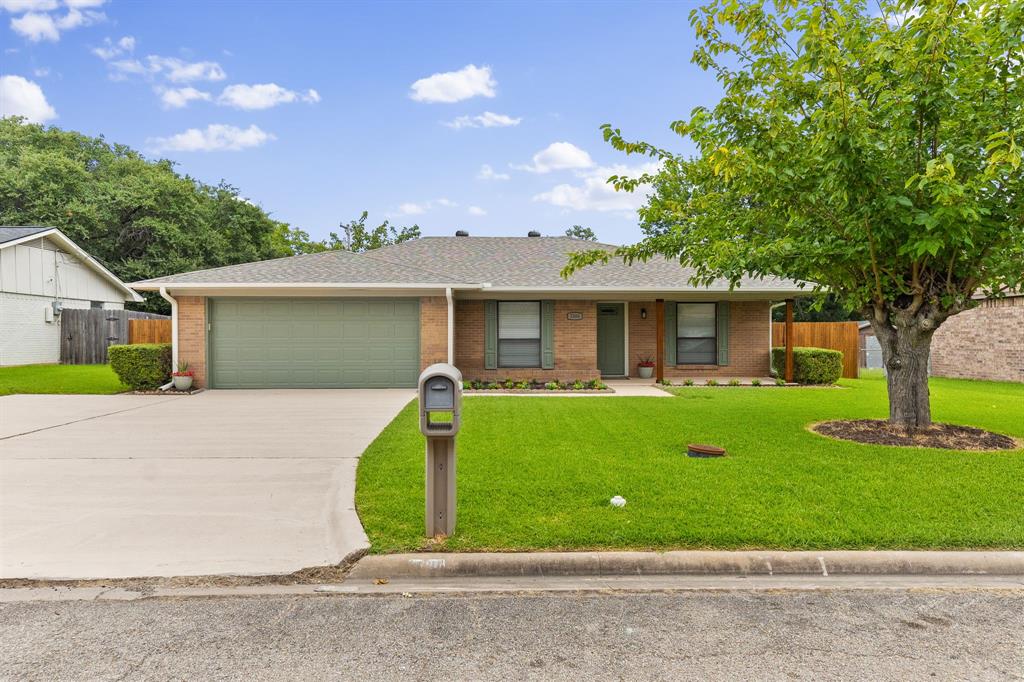 3306 Bonnie Lea Street — photo