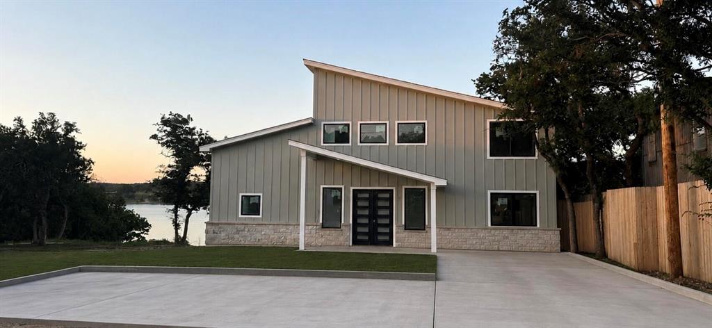 8222 County Road 607 — photo