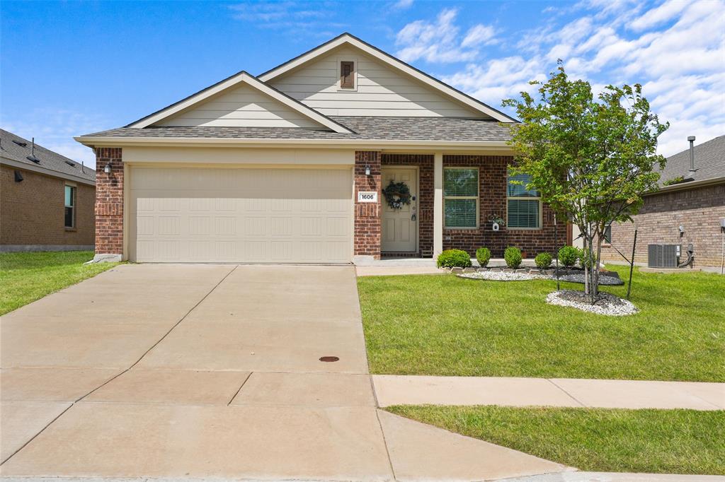 1606 Deerchase Drive — photo