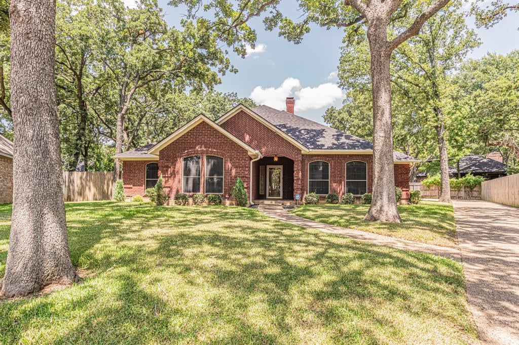 3901 Echo Hill Court — photo