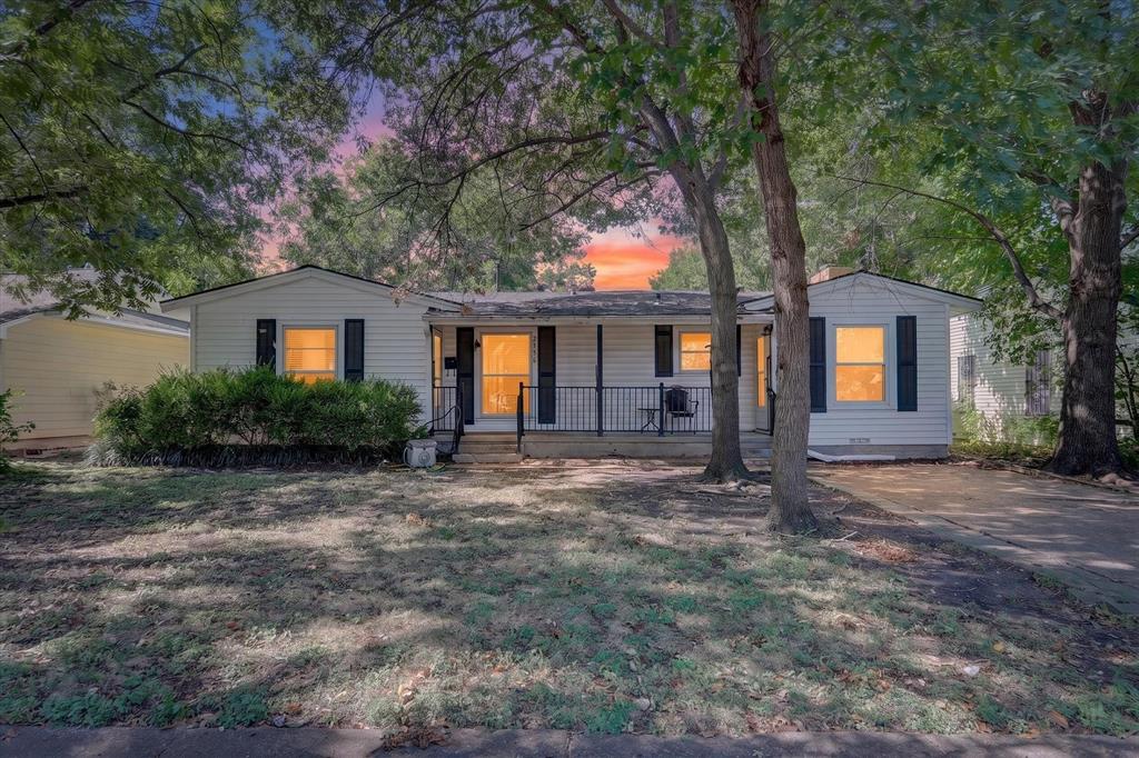 2356 Ballycastle Drive — photo