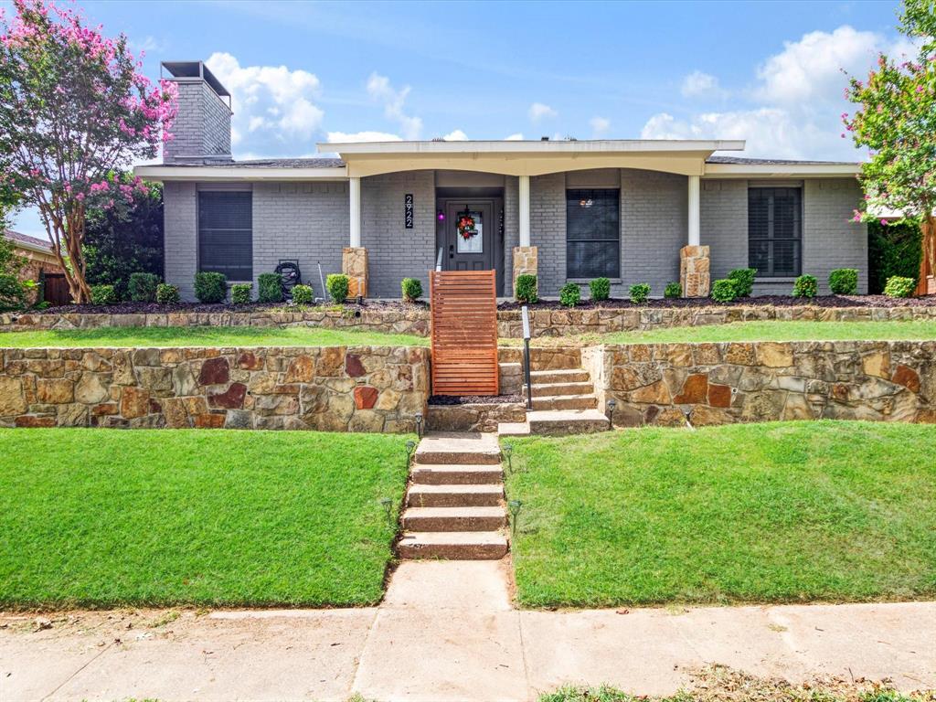 2922 Spring Brook Drive — photo