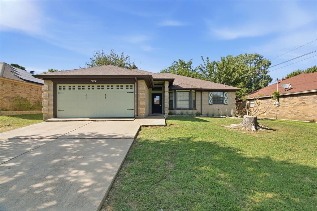 927 Freestone Drive — photo