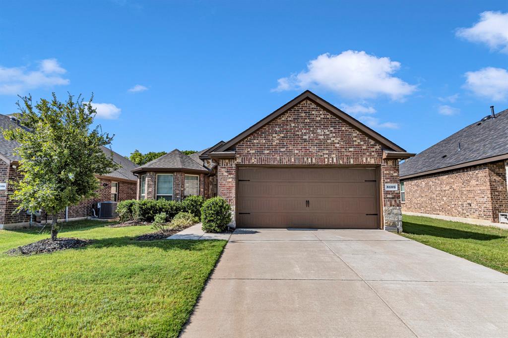 3109 Frio Road — photo