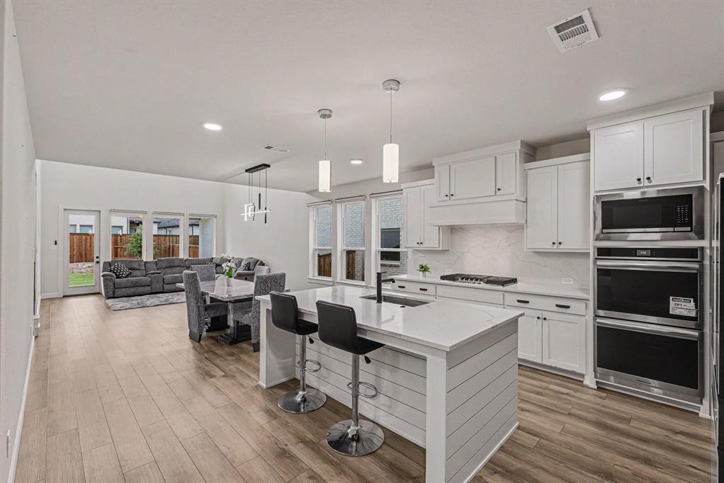 4101 Kestrel Street — photo