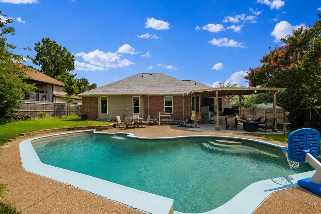 6705 Fair Oaks Drive — photo