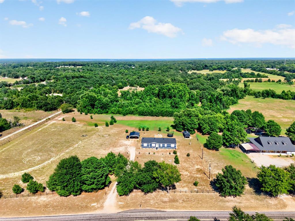 890 FM 275 — photo