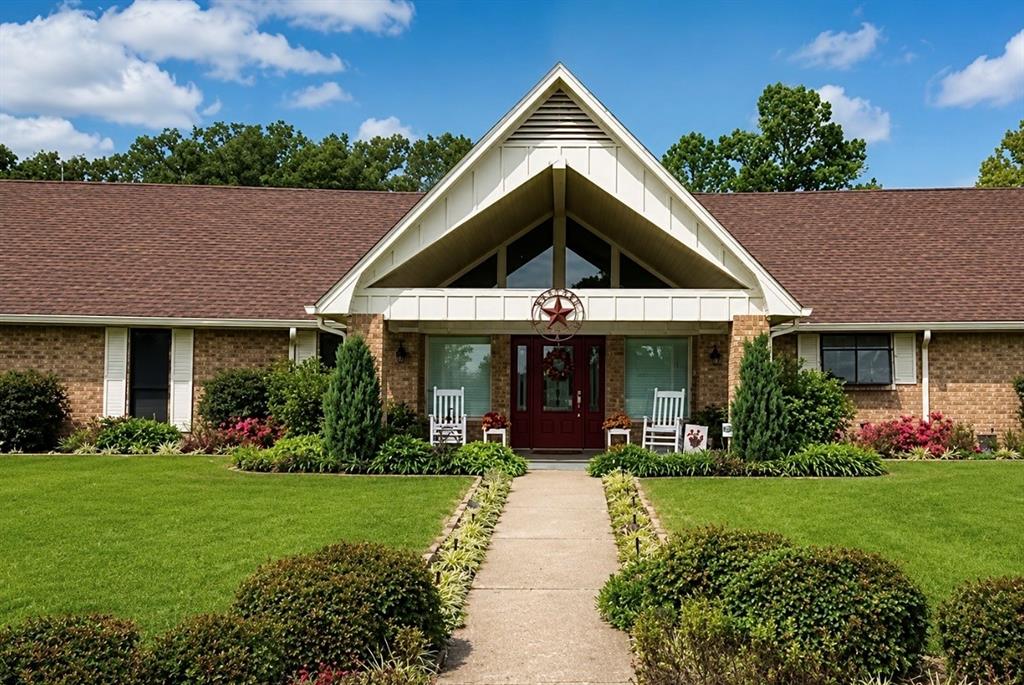 11617 FM 1798 E — photo
