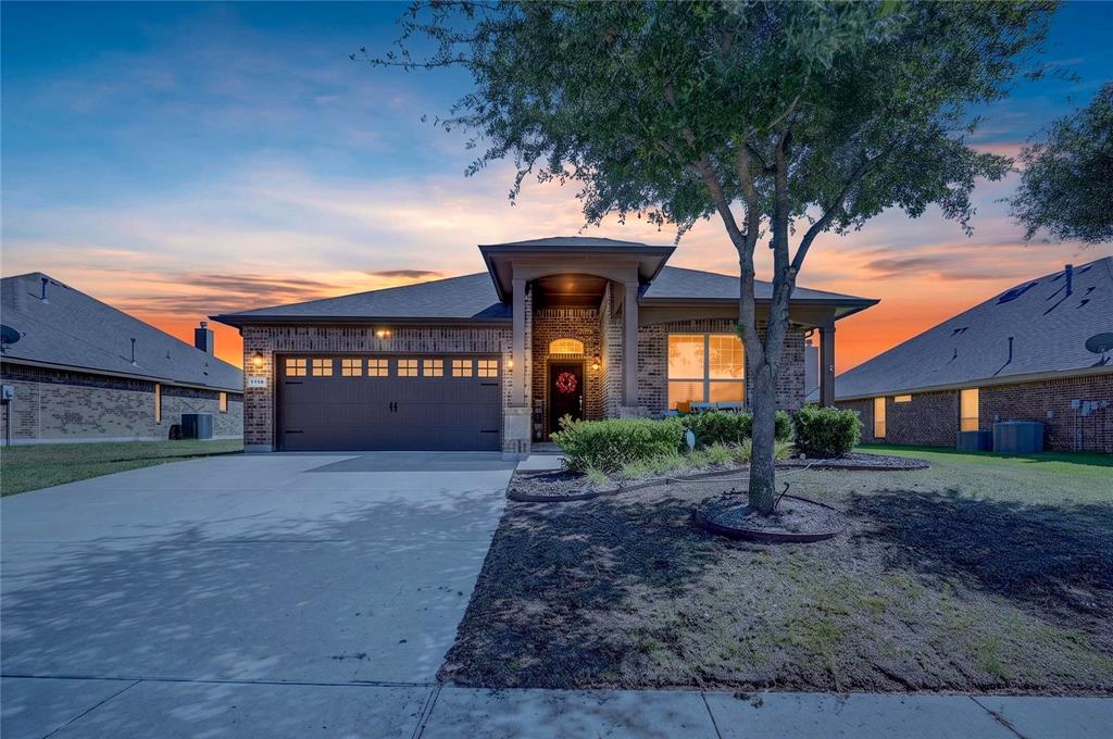 1118 Crest Ridge Drive — photo
