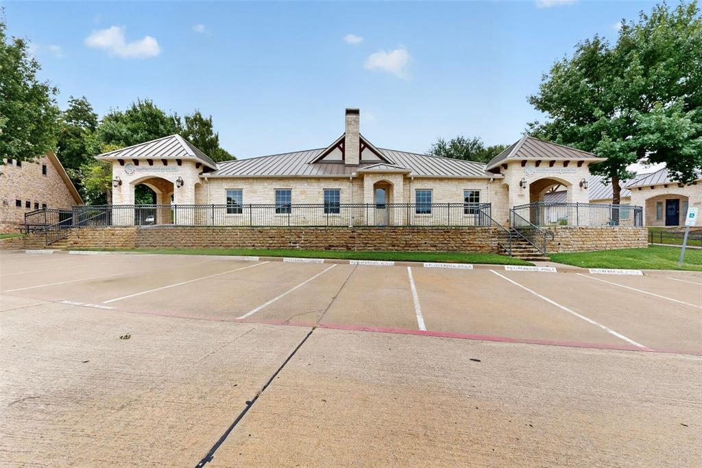 2230 Bush Drive — photo