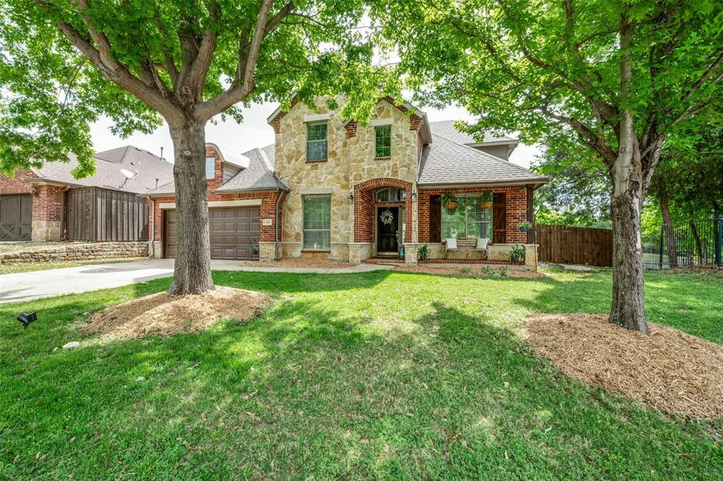 116 Lakehill Court — photo