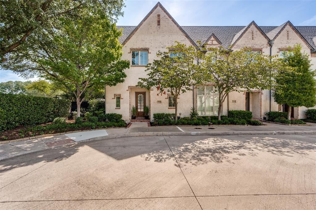 17254 Lechlade Lane — photo