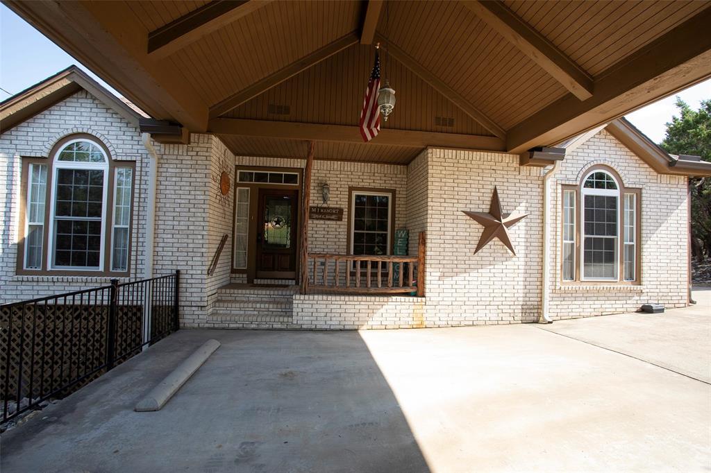 880 Cliffs Drive 2 — photo