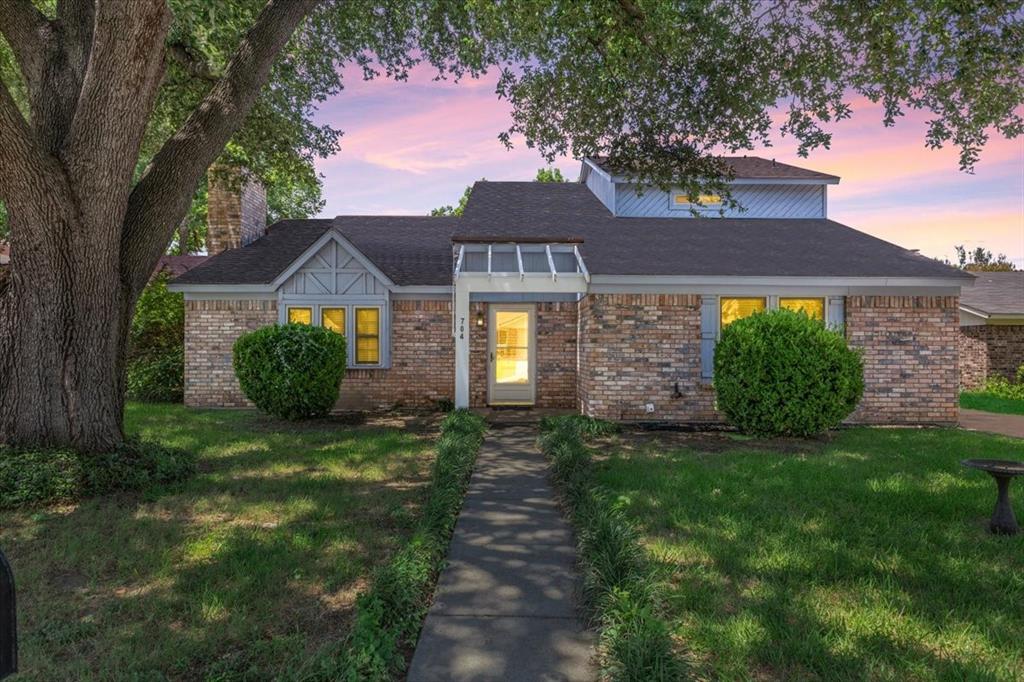 704 Matthews Court — photo