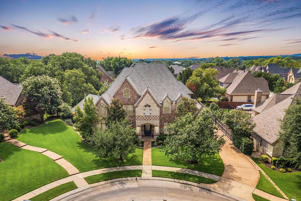 205 Raintree Court — photo