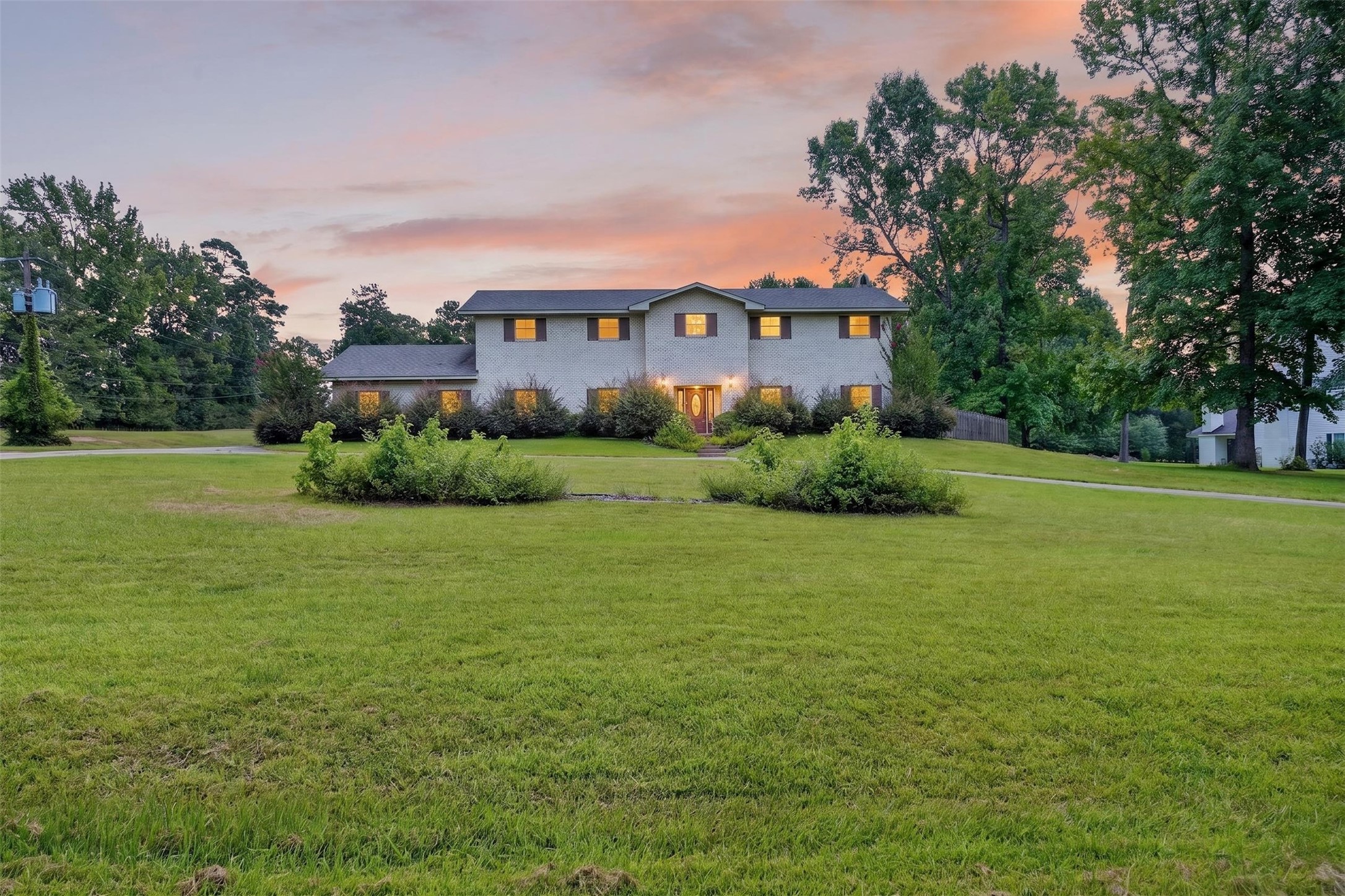 724 Pine Forest Drive — photo