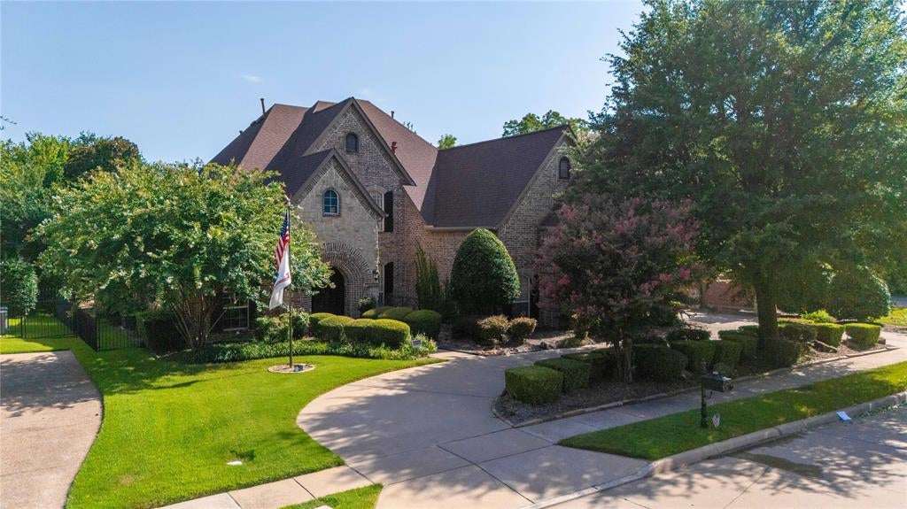 5021 Rangewood Drive — photo