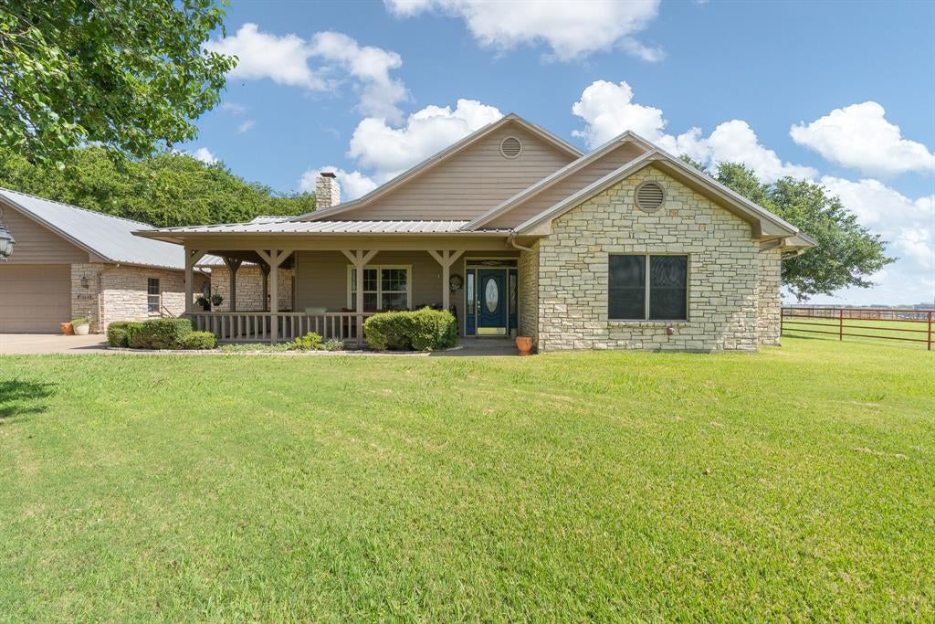 8648 County Road 1128 — photo