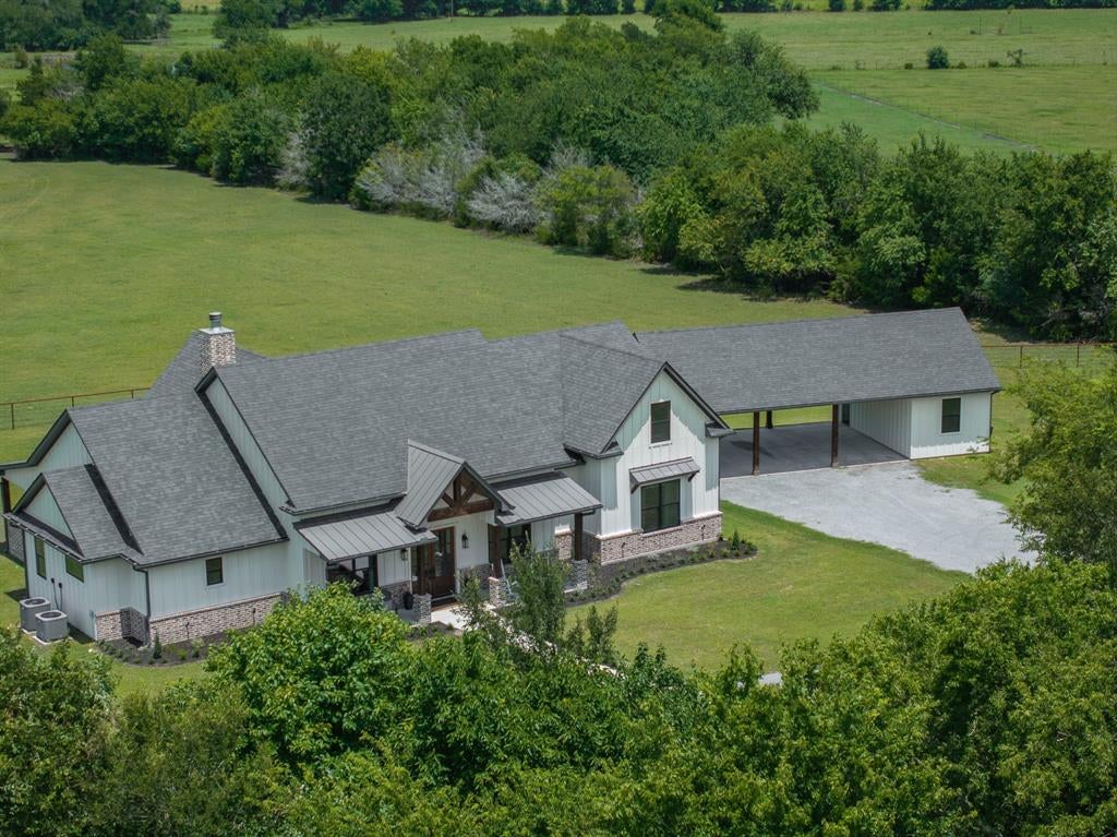 3738 Country Road 222 — photo