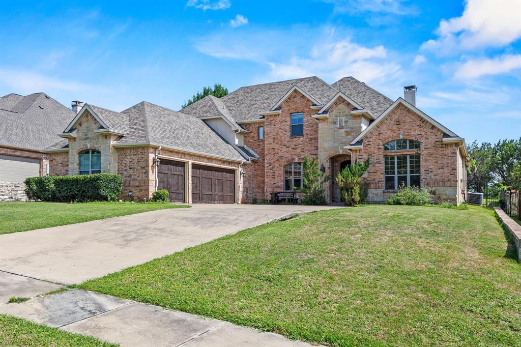 804 Bentwater Parkway — photo