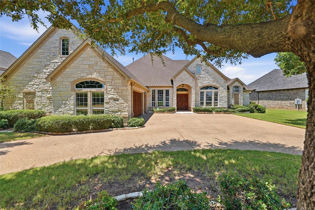 2703 Waters Edge Drive — photo