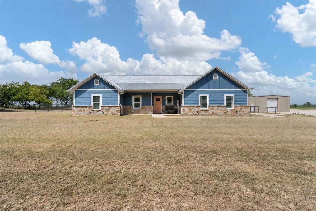 8868 County Road 1205 — photo