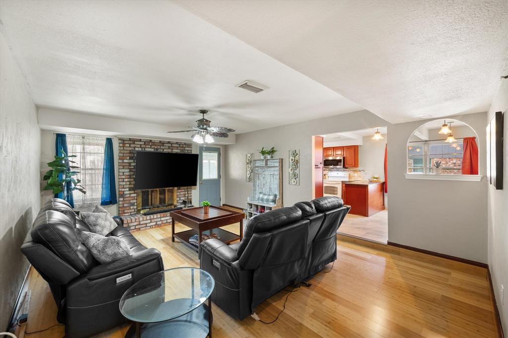 2508 Mardell Drive — photo