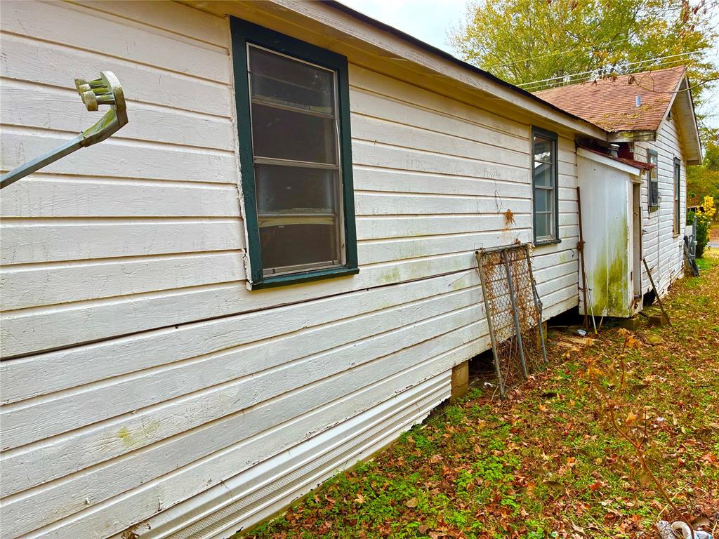 3812 Mayfield Street — photo