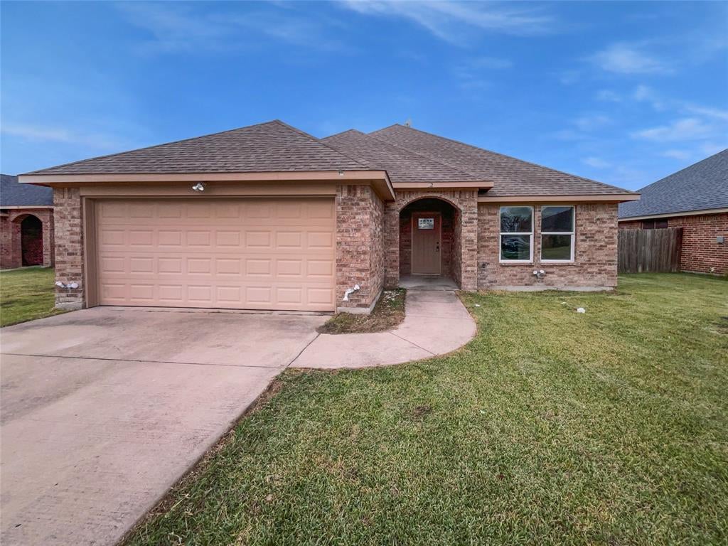 112 Halifax Circle — photo