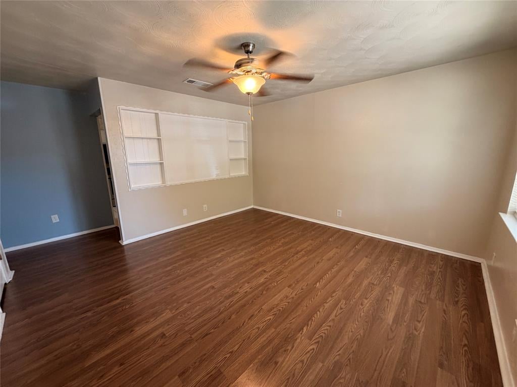 825 Bryan Drive — photo