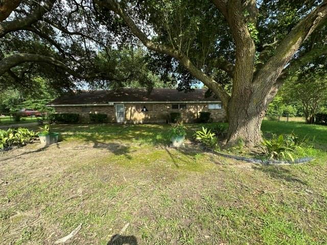 135 Community Road 503 — photo