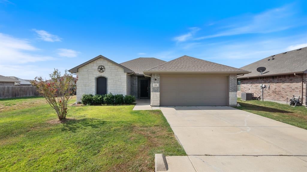 121 Willowbend Loop — photo