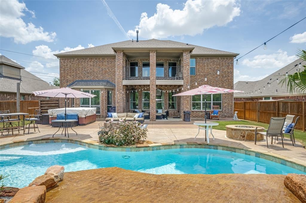 604 Bentley Court — photo