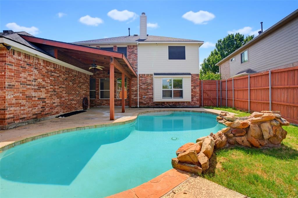 1402 Bradford Trace Drive — photo