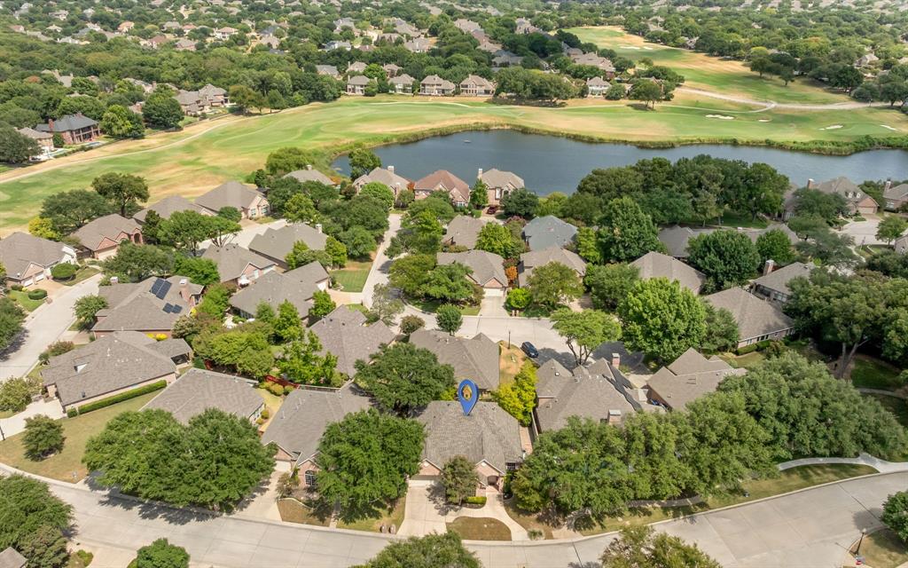 809 Lake Point Circle — photo