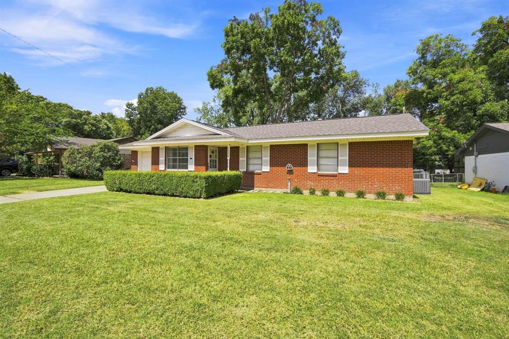 1420 Austin Drive — photo
