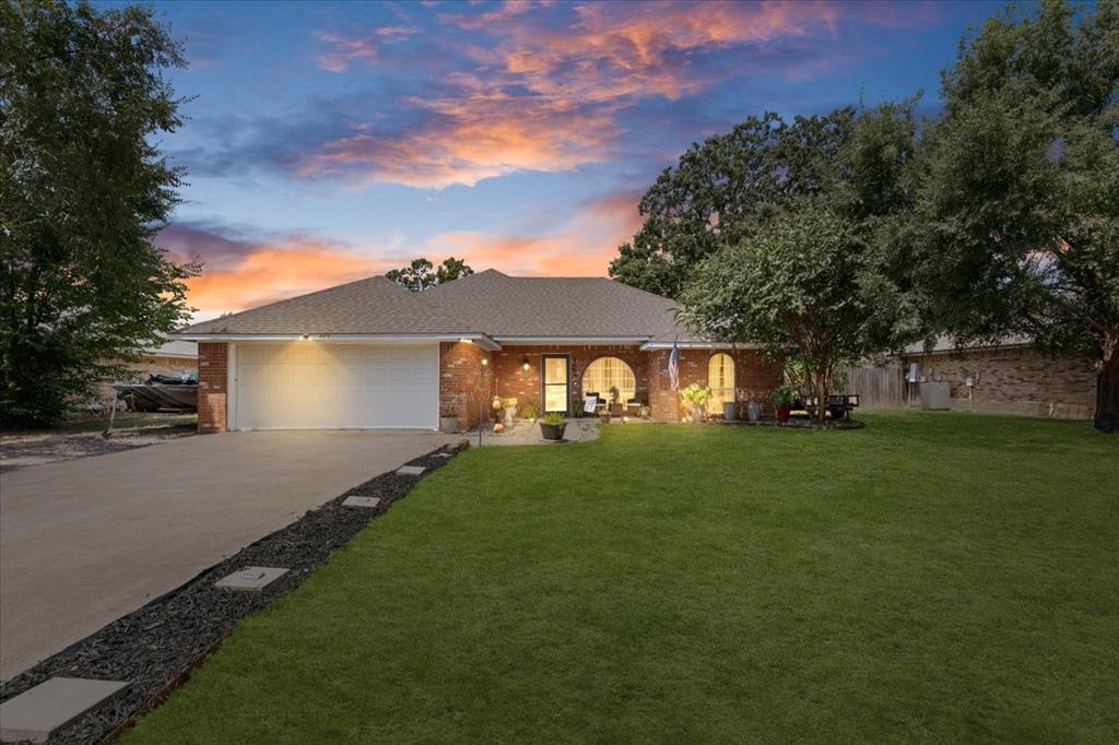 425 Legendary Lane — photo
